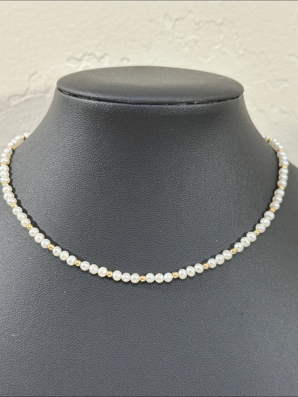 14kt Gold Marked Dainty 3mm Fresh Water Pearl Choker Necklace